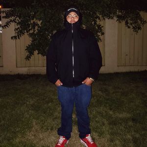 Meet your Posher, Victor